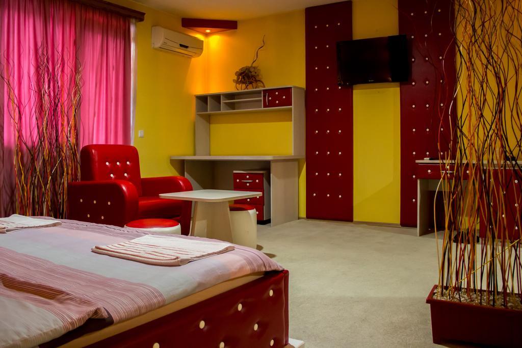 Motel Dani Nova Bila Quarto foto